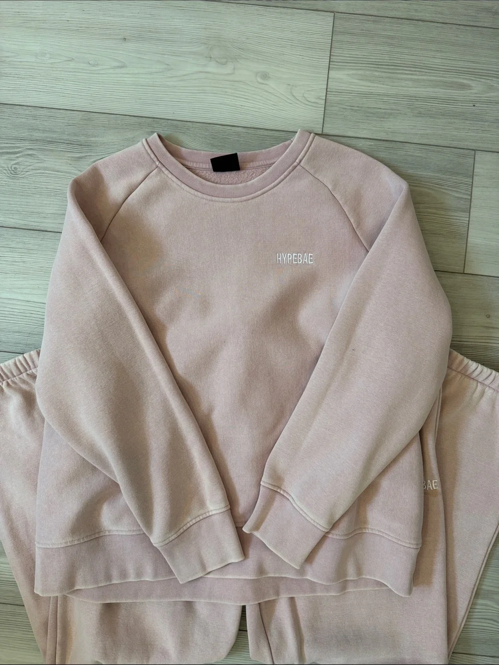 Hypebae Blush Pink Cropped Sweatshirt & Jogger Set